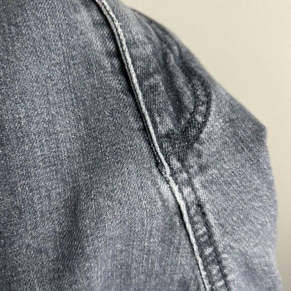 Universal Thread Gray Wash Busted Knee Vintage Straight Jeans - Picture 16 of 16